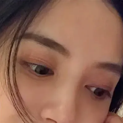 女生