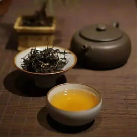 崔遇